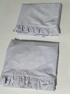 New Laura Ashley Pair Euro Shams , Light Purple/Lavender Ruffle